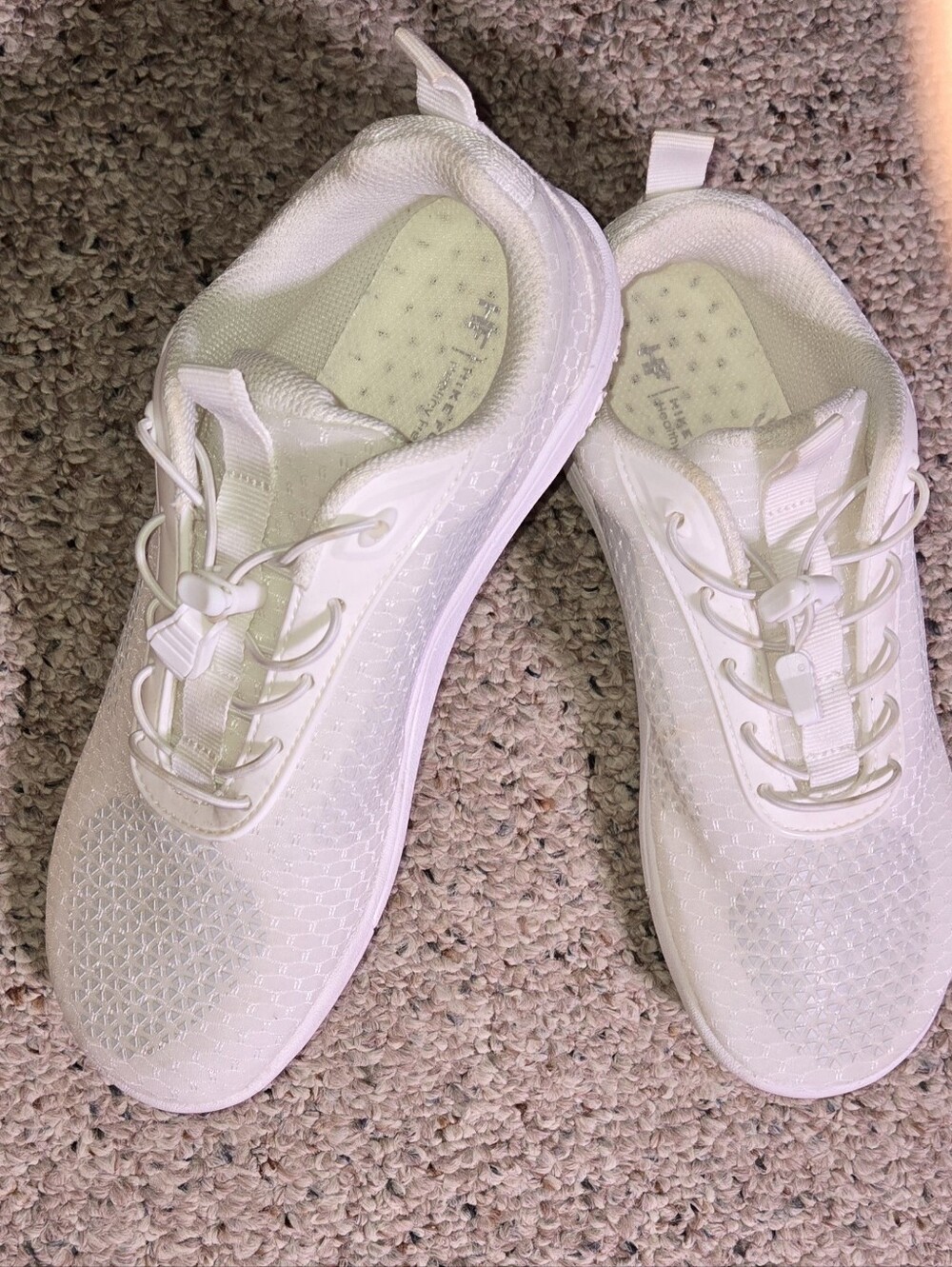 HIKE FOOTWEAR Womens sz. 7.5 Sneaker